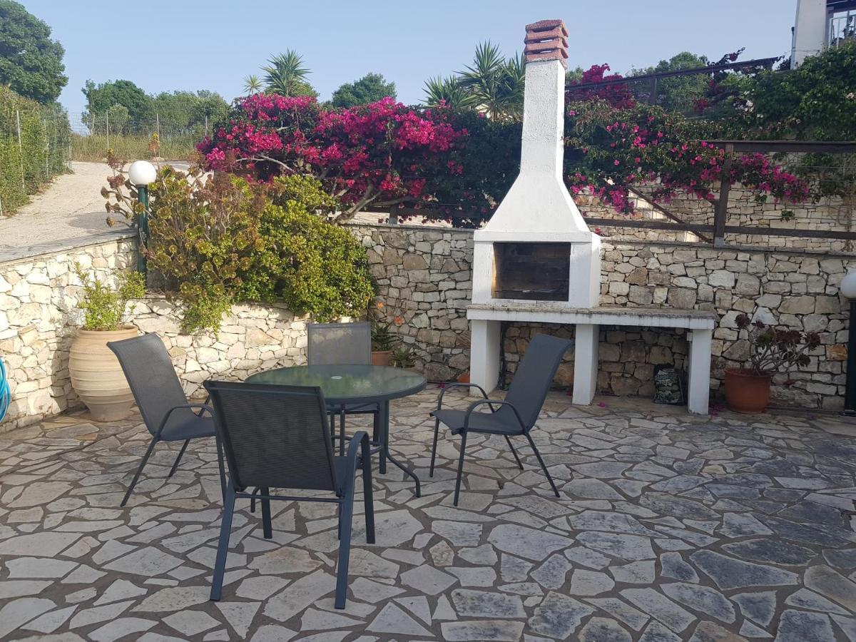 Villa Eos Gaios Exteriör bild